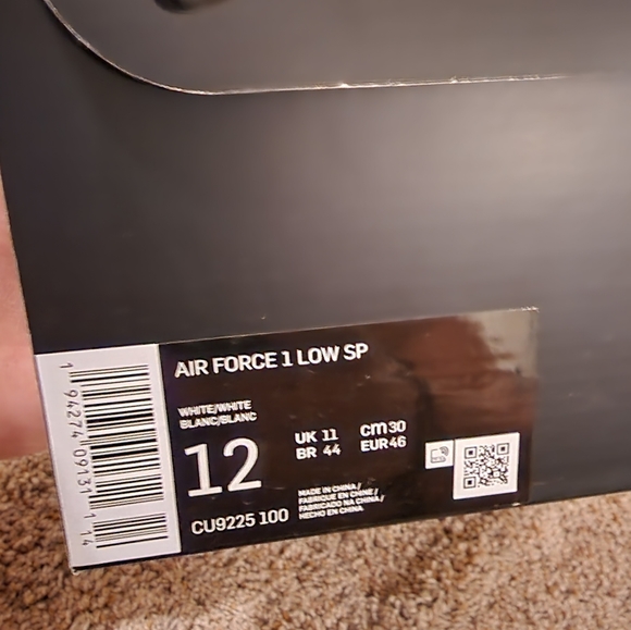 Nike Air Force 1 X Supreme - Picture 5 of 11